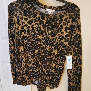 Women's long sleeve small top